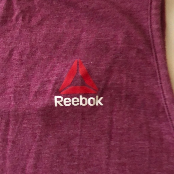 Woman’s  Reebok tank - Picture 6 of 6